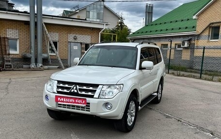 Mitsubishi Pajero IV, 2014 год, 2 385 000 рублей, 4 фотография