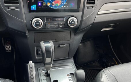 Mitsubishi Pajero IV, 2014 год, 2 385 000 рублей, 16 фотография