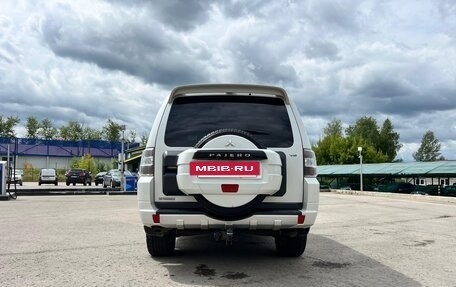 Mitsubishi Pajero IV, 2014 год, 2 385 000 рублей, 11 фотография