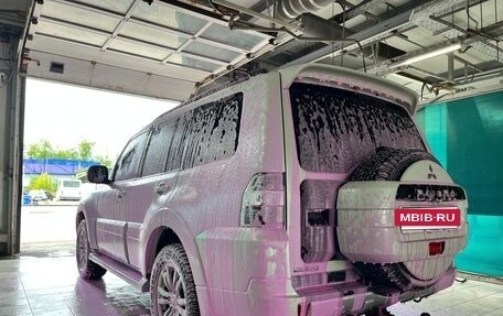 Mitsubishi Pajero IV, 2014 год, 2 385 000 рублей, 19 фотография