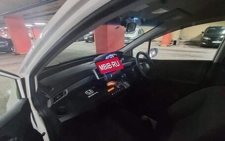 Honda Freed I, 2011 год, 997 000 рублей, 2 фотография
