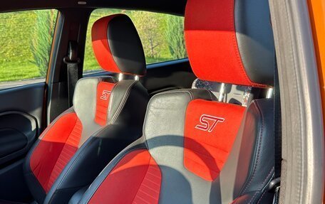 Ford Fiesta ST VII, 2019 год, 1 650 000 рублей, 6 фотография
