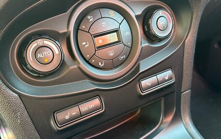 Ford Fiesta ST VII, 2019 год, 1 650 000 рублей, 8 фотография