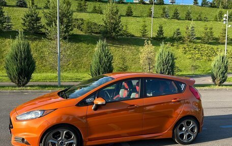 Ford Fiesta ST VII, 2019 год, 1 650 000 рублей, 5 фотография
