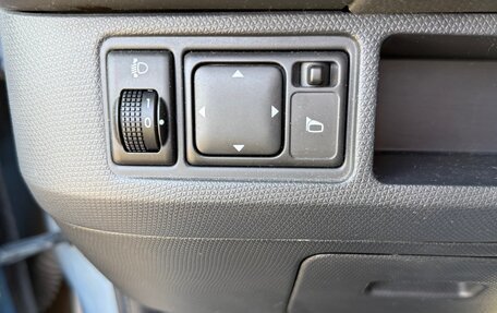 Nissan Micra III, 2008 год, 600 000 рублей, 16 фотография