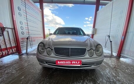 Mercedes-Benz E-Класс, 2002 год, 420 000 рублей, 7 фотография