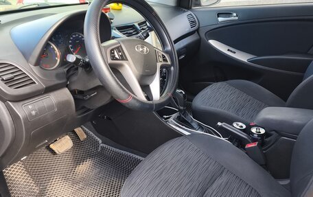 Hyundai Solaris II рестайлинг, 2014 год, 950 000 рублей, 4 фотография