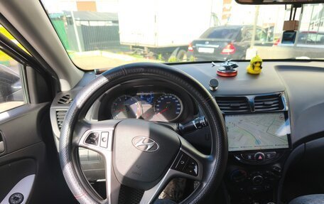 Hyundai Solaris II рестайлинг, 2014 год, 950 000 рублей, 9 фотография
