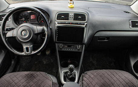 Volkswagen Polo VI (EU Market), 2013 год, 799 000 рублей, 5 фотография