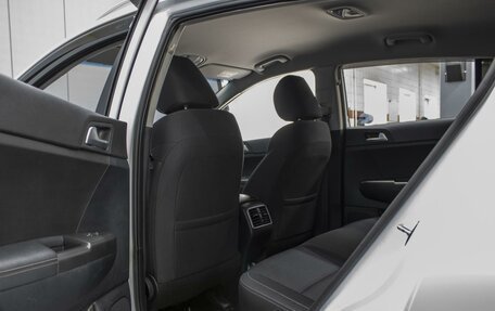 KIA Sportage IV рестайлинг, 2021 год, 2 350 000 рублей, 11 фотография