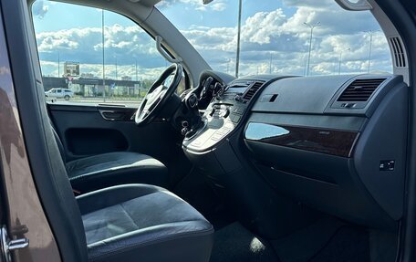 Volkswagen Multivan T5, 2014 год, 3 000 000 рублей, 21 фотография