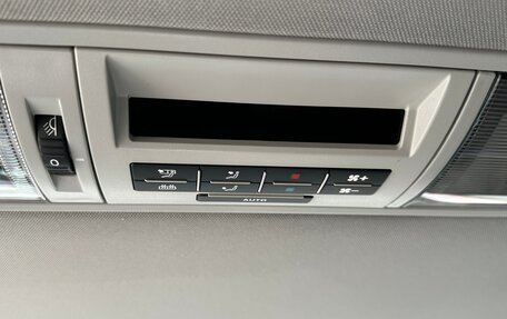 Volkswagen Multivan T5, 2014 год, 3 000 000 рублей, 28 фотография
