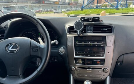 Lexus IS II рестайлинг 2, 2008 год, 1 750 000 рублей, 13 фотография