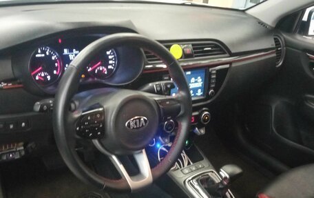 KIA Rio IV, 2020 год, 1 550 000 рублей, 5 фотография