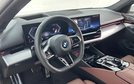 BMW 5 серия, 2024 год, 8 950 000 рублей, 12 фотография
