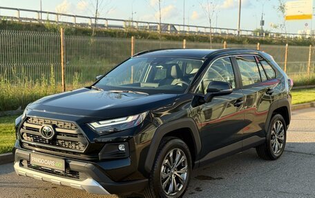 Toyota RAV4, 2024 год, 4 295 000 рублей, 8 фотография