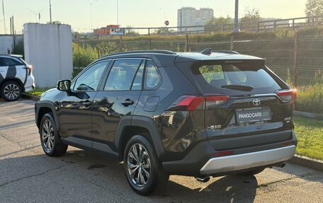 Toyota RAV4, 2024 год, 4 295 000 рублей, 9 фотография