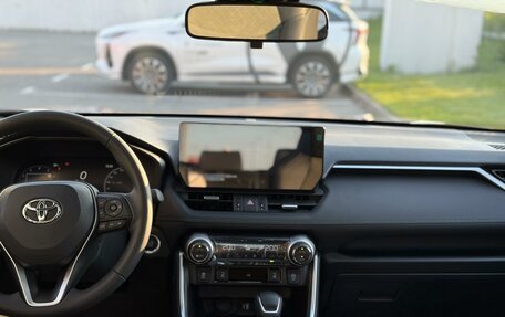 Toyota RAV4, 2024 год, 4 295 000 рублей, 17 фотография