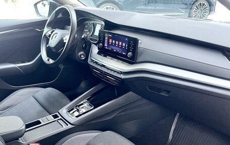Skoda Octavia IV, 2020 год, 2 400 000 рублей, 24 фотография