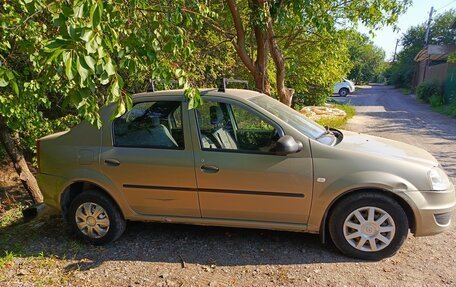 Renault Logan I, 2010 год, 600 000 рублей, 3 фотография