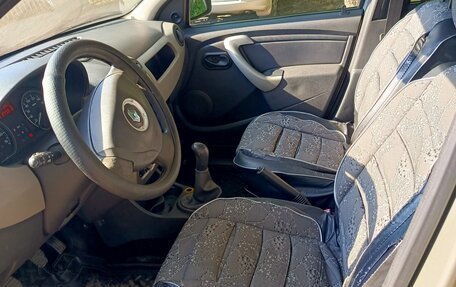 Renault Logan I, 2010 год, 600 000 рублей, 10 фотография