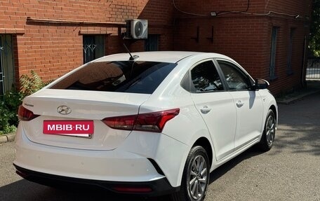 Hyundai Solaris II рестайлинг, 2021 год, 1 650 000 рублей, 4 фотография