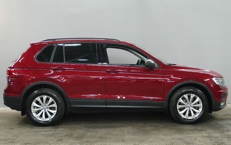 Volkswagen Tiguan II, 2020 год, 2 710 000 рублей, 8 фотография