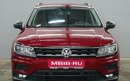Volkswagen Tiguan II, 2020 год, 2 710 000 рублей, 2 фотография