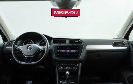 Volkswagen Tiguan II, 2020 год, 2 710 000 рублей, 9 фотография