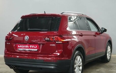 Volkswagen Tiguan II, 2020 год, 2 710 000 рублей, 5 фотография