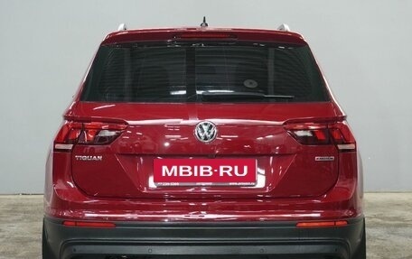 Volkswagen Tiguan II, 2020 год, 2 710 000 рублей, 6 фотография