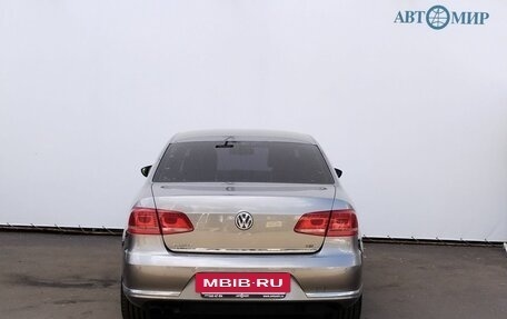 Volkswagen Passat B7, 2011 год, 980 000 рублей, 6 фотография