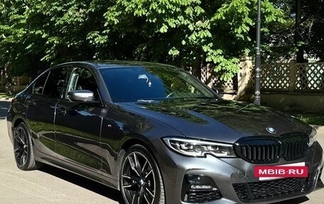 BMW 3 серия, 2019 год, 2 850 000 рублей, 3 фотография