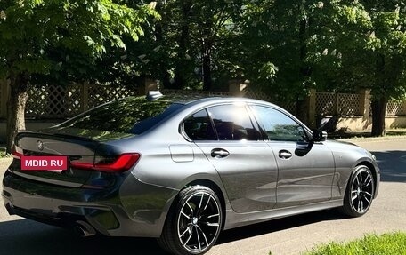 BMW 3 серия, 2019 год, 2 850 000 рублей, 4 фотография