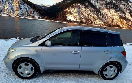 Toyota Ist II, 2004 год, 650 000 рублей, 3 фотография