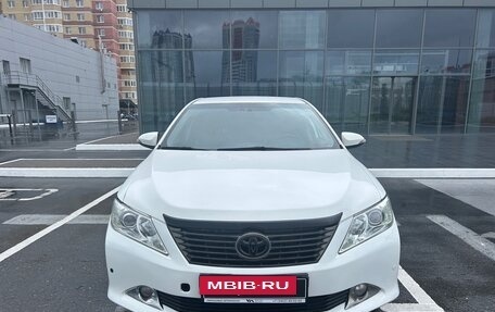 Toyota Camry, 2014 год, 1 465 000 рублей, 2 фотография