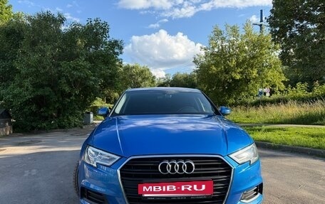 Audi A3, 2019 год, 2 190 000 рублей, 2 фотография