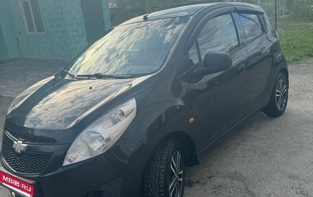 Chevrolet Spark III, 2011 год, 550 000 рублей, 2 фотография