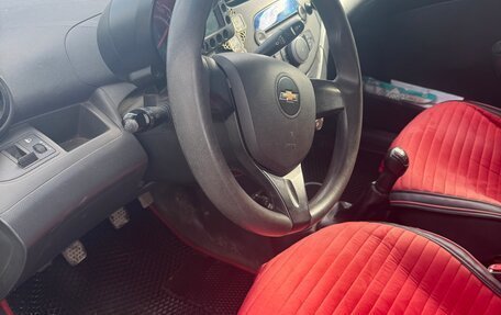 Chevrolet Spark III, 2011 год, 550 000 рублей, 10 фотография