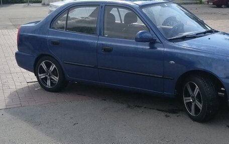 Hyundai Accent II, 2005 год, 330 000 рублей, 2 фотография