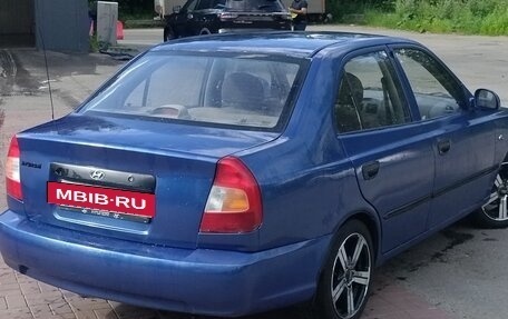 Hyundai Accent II, 2005 год, 330 000 рублей, 3 фотография