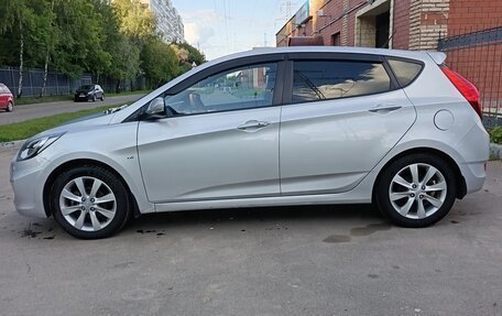 Hyundai Solaris II рестайлинг, 2012 год, 710 000 рублей, 2 фотография