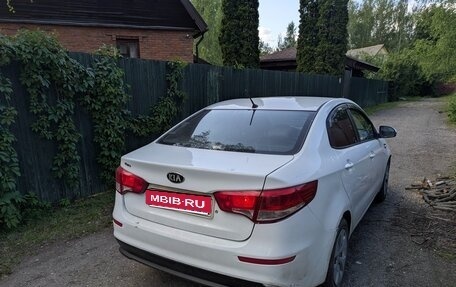 KIA Rio III рестайлинг, 2016 год, 719 900 рублей, 5 фотография