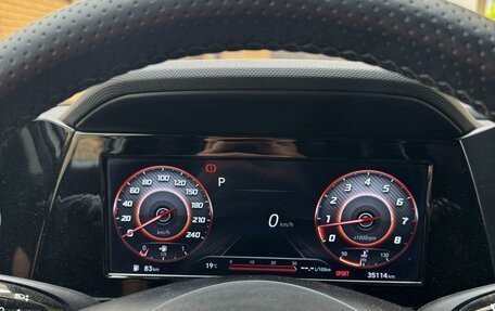 Hyundai Elantra, 2023 год, 2 250 000 рублей, 20 фотография