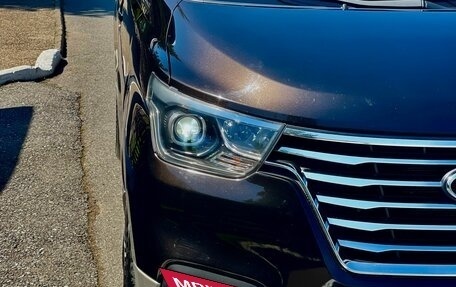Hyundai Grand Starex Grand Starex I рестайлинг 2, 2019 год, 3 500 000 рублей, 7 фотография