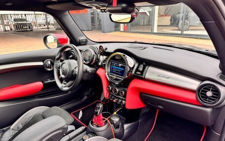 MINI Hatch, 2019 год, 3 290 000 рублей, 18 фотография