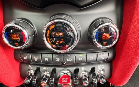 MINI Hatch, 2019 год, 3 290 000 рублей, 26 фотография