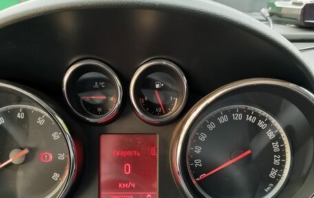 Opel Astra J, 2013 год, 600 000 рублей, 9 фотография
