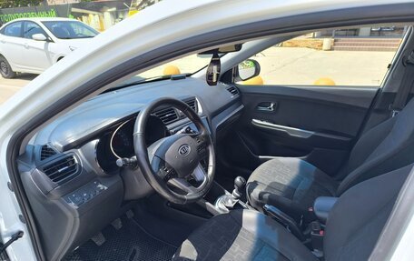 KIA Rio III рестайлинг, 2012 год, 949 000 рублей, 13 фотография