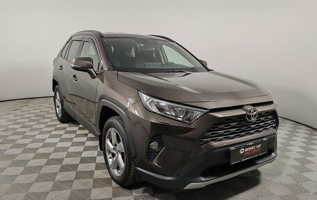 Toyota RAV4, 2019 год, 3 050 000 рублей, 3 фотография